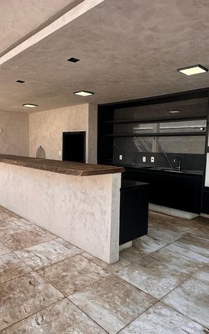 Casa para alugar com 250m², 3 quartos e 2 vagas