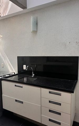 Casa para alugar com 250m², 3 quartos e 2 vagas