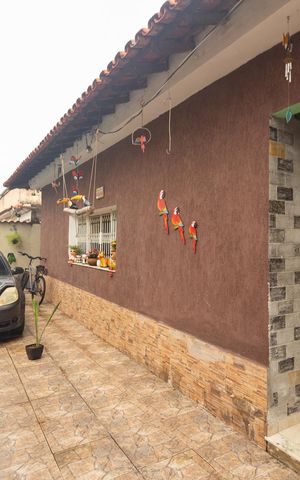 Casa à venda com 250m², 3 quartos e 1 vaga Casa à venda com 250m², 3 quartos e 1 vagaQuintal