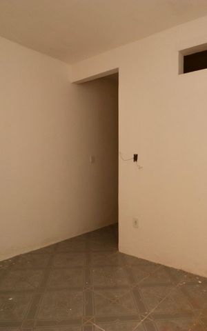 Casa para alugar com 40m², 1 quarto e sem vaga Casa para alugar com 40m², 1 quarto e sem vagaSala