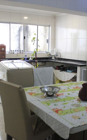 Casa para alugar com 70m², 2 quartos e 1 vagaCozinha