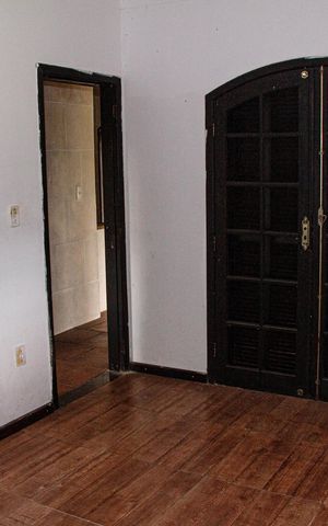 Casa de condomínio para alugar com 950m², 2 quartos e 3 vagas
