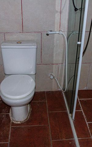 Casa de condomínio para alugar com 950m², 2 quartos e 3 vagas