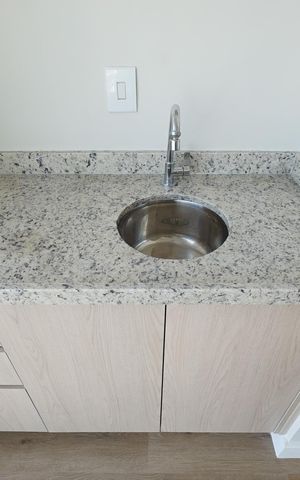 Apartamento para alugar com 62m², 1 quarto e 1 vagaVaranda