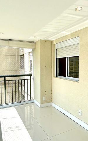Apartamento à venda com 68m², 2 quartos e 1 vaga Apartamento à venda com 68m², 2 quartos e 1 vagaVaranda da Sala