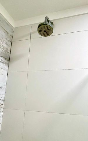 Apartamento à venda com 68m², 2 quartos e 1 vaga Apartamento à venda com 68m², 2 quartos e 1 vagaBanheiro da Suíte