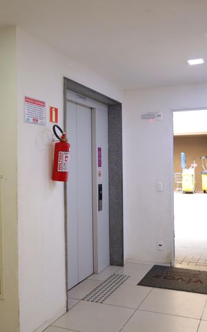 Apartamento à venda com 25m², 1 quarto e sem vagaÁrea comum - Saguão do prédio