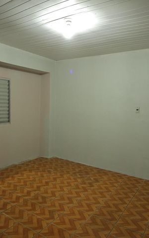 Casa para alugar com 55m², 1 quarto e sem vagaQuarto 