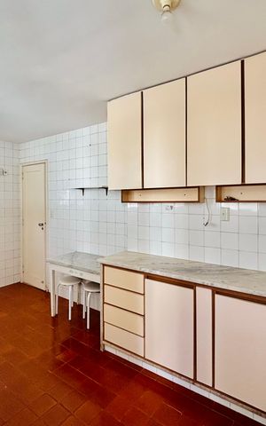 Apartamento à venda com 180m², 4 quartos e sem vaga