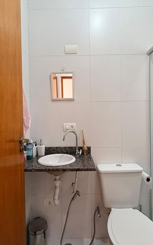 Apartamento à venda com 74m², 2 quartos e 1 vaga Apartamento à venda com 74m², 2 quartos e 1 vagaBanheiro