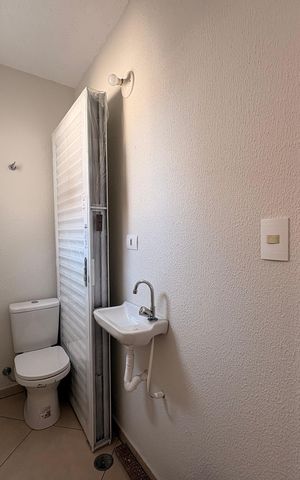 Apartamento à venda com 74m², 2 quartos e 1 vaga Apartamento à venda com 74m², 2 quartos e 1 vagaLavabo