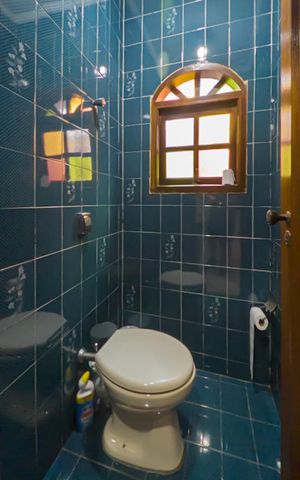 Casa à venda com 141m², 3 quartos e 2 vagas Casa à venda com 141m², 3 quartos e 2 vagasLavabo