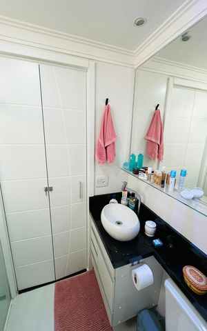 Apartamento para alugar com 55m², 2 quartos e 1 vaga Apartamento para alugar com 55m², 2 quartos e 1 vagaBanheiro social