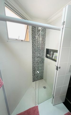 Apartamento para alugar com 55m², 2 quartos e 1 vaga Apartamento para alugar com 55m², 2 quartos e 1 vagaBanheiro social
