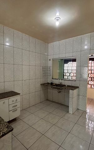 Casa para alugar com 100m², 2 quartos e sem vaga