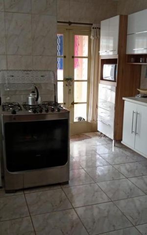 Casa à venda com 156m², 3 quartos e 5 vagas