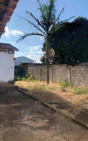 Casa à venda com 400m², 3 quartos e 2 vagas