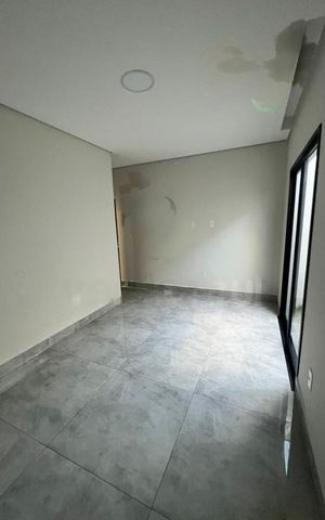 Casa à venda com 116m², 3 quartos e 2 vagas