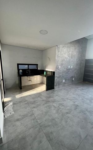 Casa à venda com 116m², 3 quartos e 2 vagas