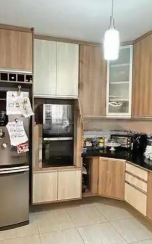 Casa à venda com 190m², 3 quartos e 8 vagas