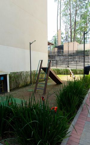 Apartamento para alugar com 45m², 2 quartos e sem vaga Apartamento para alugar com 45m², 2 quartos e sem vagaÁrea comum - Playground