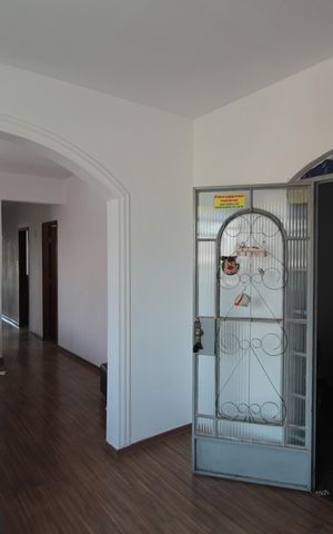 Casa para alugar com 120m², 3 quartos e 1 vagaSala