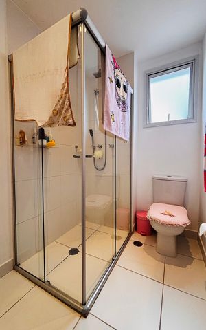 Apartamento à venda com 83m², 3 quartos e 2 vagas Apartamento à venda com 83m², 3 quartos e 2 vagasBanheiro quarto 1 e 2