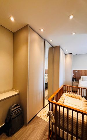 Apartamento à venda com 83m², 3 quartos e 2 vagas Apartamento à venda com 83m², 3 quartos e 2 vagasSuíte