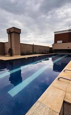 Apartamento à venda com 83m², 3 quartos e 2 vagas Apartamento à venda com 83m², 3 quartos e 2 vagasÁrea comum - Piscina