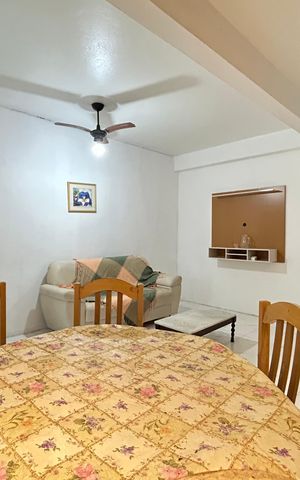 Apartamento para alugar com 85m², 2 quartos e 1 vagaSala