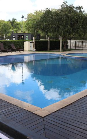 Apartamento para alugar com 65m², 3 quartos e 2 vagasÁrea comum - Piscina