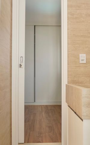 Apartamento à venda com 87m², 3 quartos e 2 vagas Apartamento à venda com 87m², 3 quartos e 2 vagasBanheiro das Semi-suítes