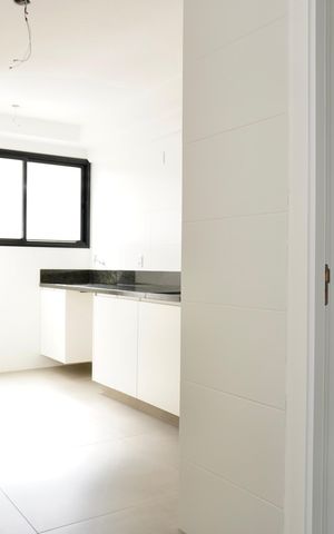 Apartamento à venda com 87m², 3 quartos e 2 vagas Apartamento à venda com 87m², 3 quartos e 2 vagasCozinha e Área de Serviço