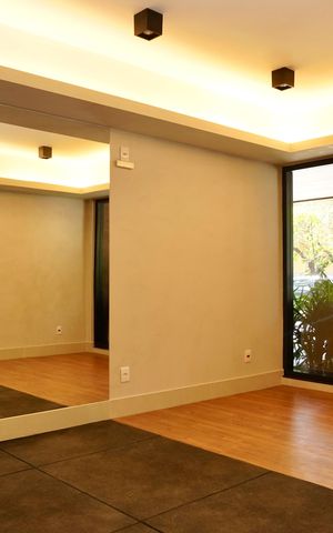 Apartamento à venda com 87m², 3 quartos e 2 vagas Apartamento à venda com 87m², 3 quartos e 2 vagasÁrea comum - Academia
