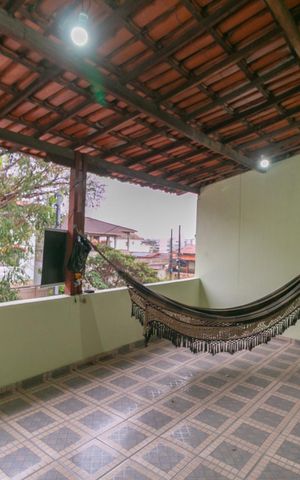 Casa à venda com 190m², 3 quartos e 2 vagas