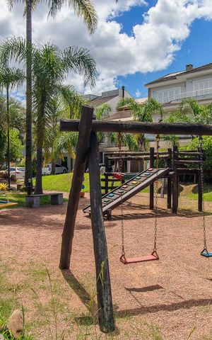 Casa de condomínio à venda com 208m², 4 quartos e 3 vagasÁrea externa