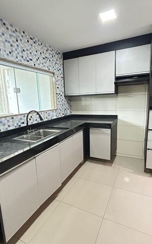 Casa de condomínio à venda com 280m², 3 quartos e 2 vagasCozinha