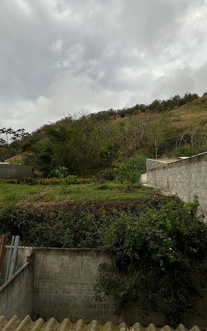 Casa de condomínio à venda com 280m², 3 quartos e 2 vagasVista da Suite 3