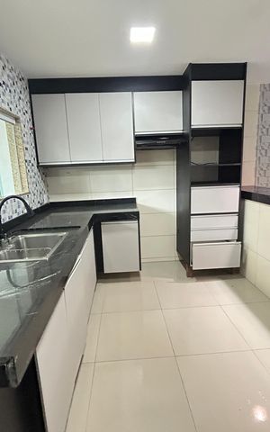 Casa de condomínio à venda com 280m², 3 quartos e 2 vagasCozinha