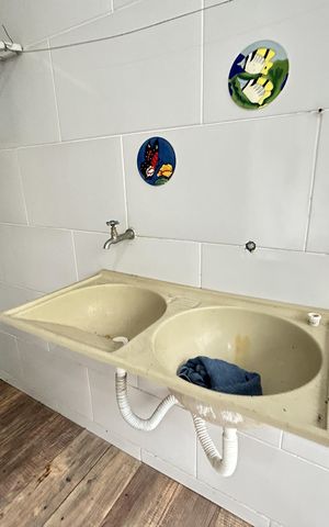 Casa de condomínio à venda com 280m², 3 quartos e 2 vagasÁrea de Serviço