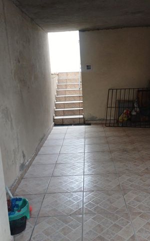 Casa para alugar com 50m², 2 quartos e 1 vaga