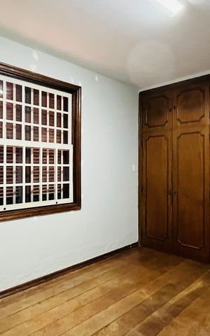 Casa para alugar com 601m², 6 quartos e 4 vagas