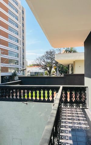 Casa para alugar com 601m², 6 quartos e 4 vagas