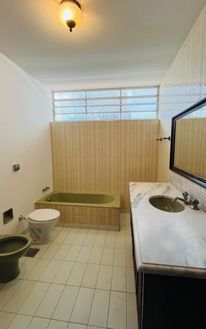 Casa para alugar com 601m², 6 quartos e 4 vagas