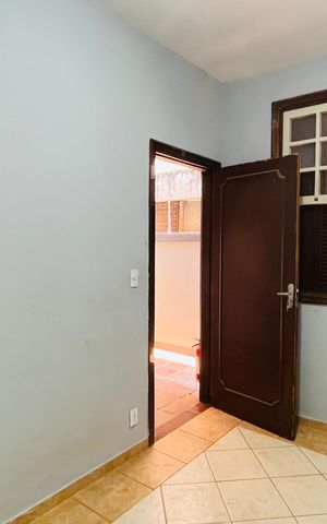 Casa para alugar com 601m², 6 quartos e 4 vagas