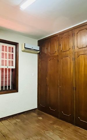 Casa para alugar com 601m², 6 quartos e 4 vagas
