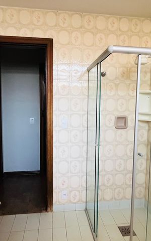 Casa para alugar com 601m², 6 quartos e 4 vagas