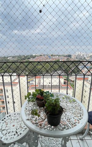 Apartamento à venda com 64m², 3 quartos e 1 vaga Apartamento à venda com 64m², 3 quartos e 1 vagaVaranda