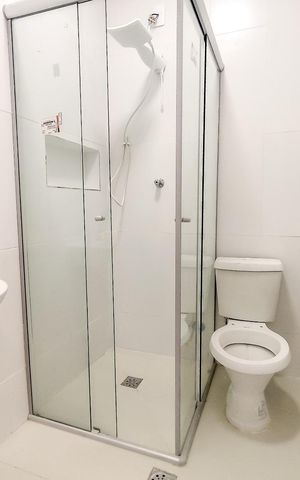 Studio para alugar com 27m², 1 quarto e sem vaga Studio para alugar com 27m², 1 quarto e sem vagaBanheiro