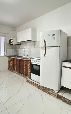 Apartamento para alugar com 75m², 2 quartos e 1 vagaCozinha 